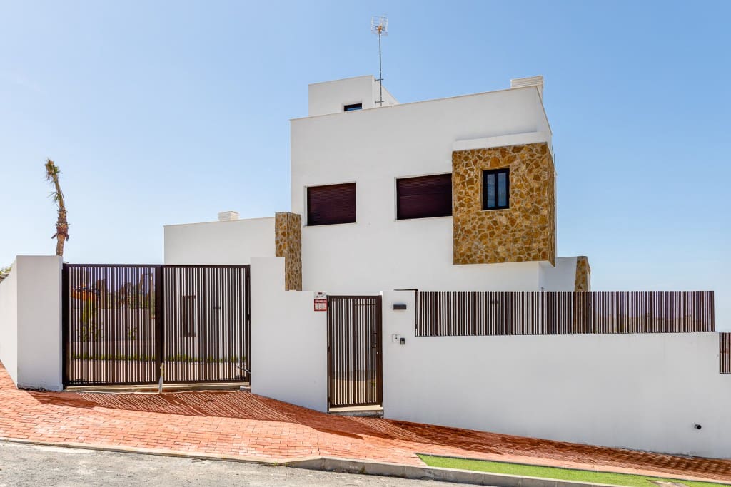 2 sovrum Villa till salu i Finestrat - 635 000 € (Ref: 9846021)