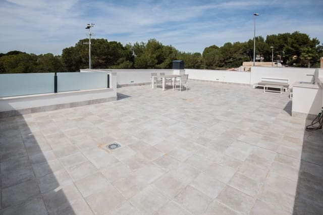 2 soveværelse Villa til salg i Pinar de Campoverde, Pilar de la Horadada - € 422.500 (Ref: 9846026)