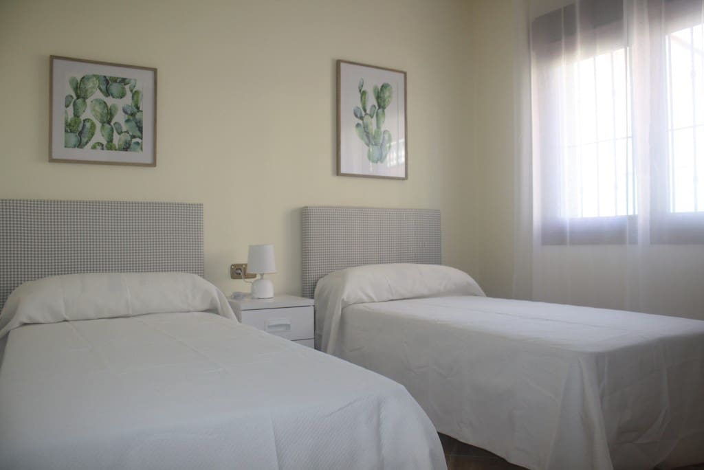 3 soverom Villa til salgs i Torrevieja - € 550 000 (Ref: 9846054)