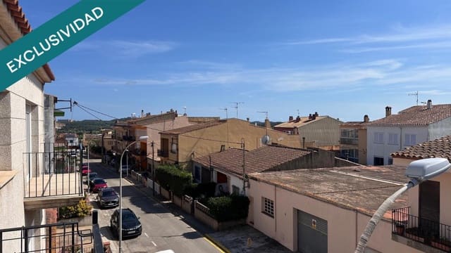 3 soveværelse Lejlighed til salg i Calella de Palafrugell, Palafrugell - € 185.000 (Ref: 9849254)