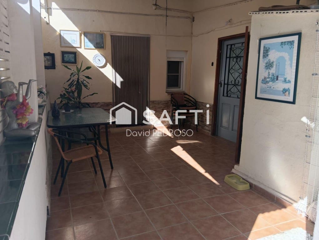 4 bedroom Terraced Villa for sale in Sant Jaume d'Enveja with garage - € 186,534 (Ref: 9849260)