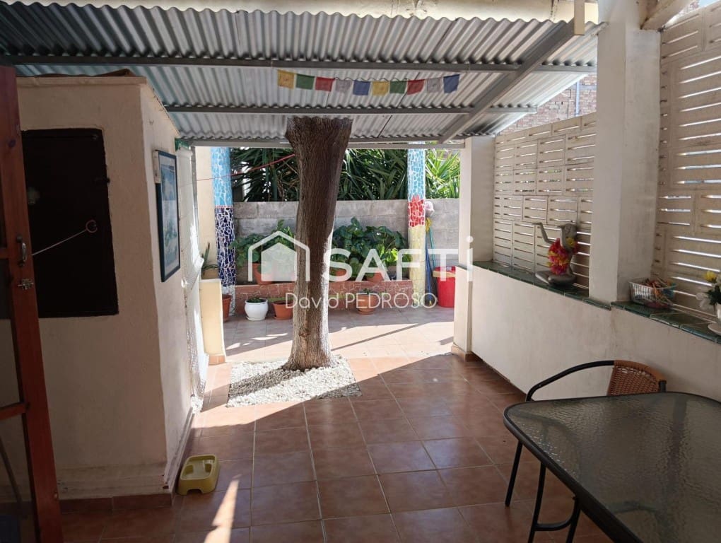 4 bedroom Terraced Villa for sale in Sant Jaume d'Enveja with garage - € 186,534 (Ref: 9849260)