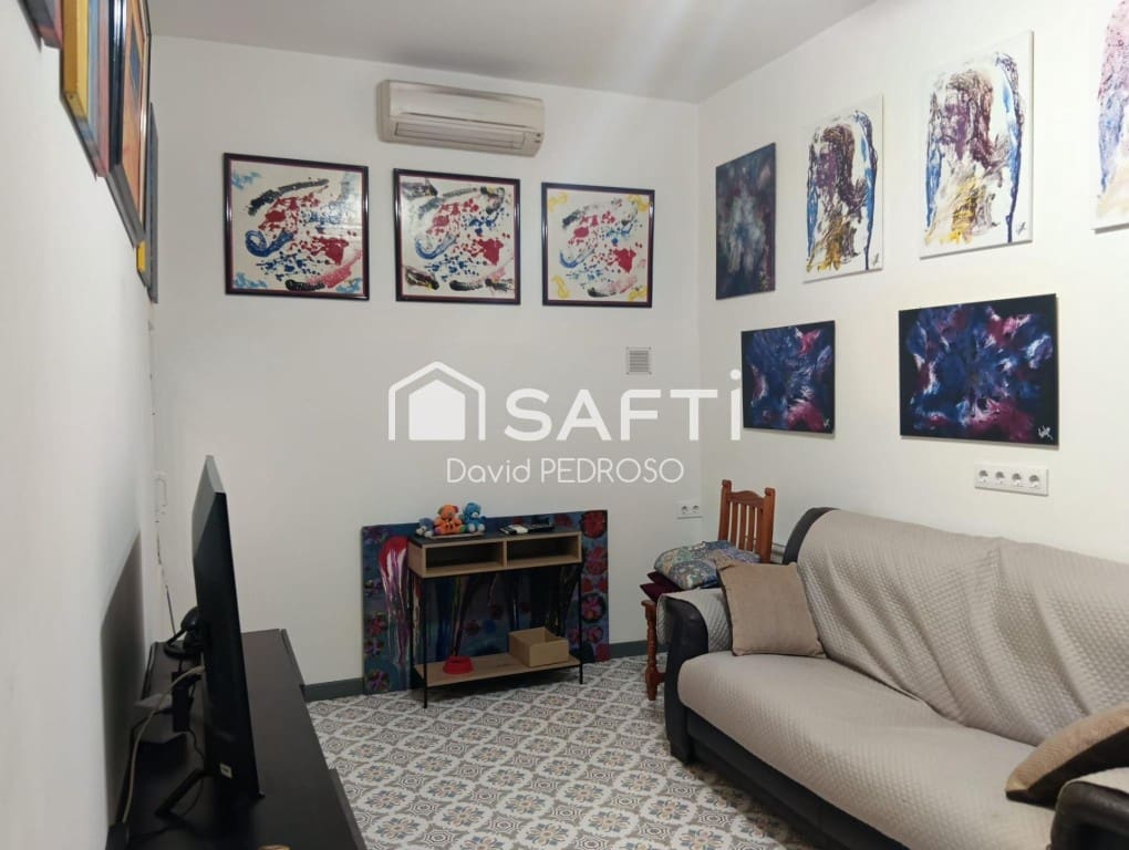 4 bedroom Terraced Villa for sale in Sant Jaume d'Enveja with garage - € 186,534 (Ref: 9849260)