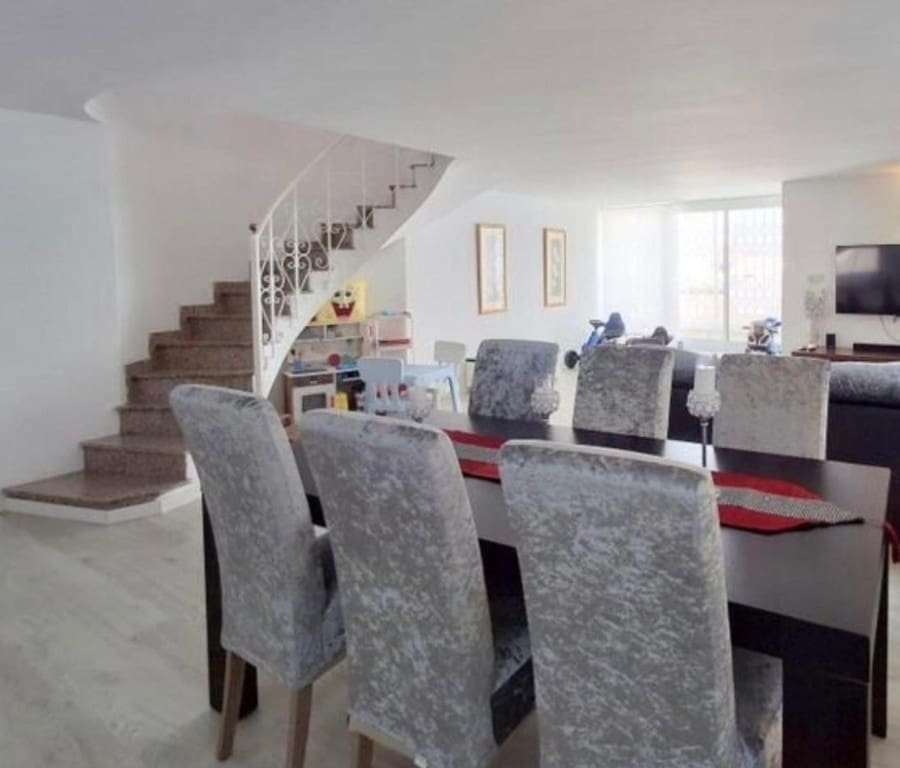 4 soverom Villa til salgs i Cunit - € 420 000 (Ref: 9849262)