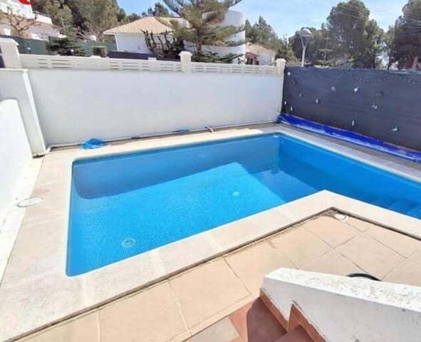 4 soverom Villa til salgs i Cunit - € 420 000 (Ref: 9849262)