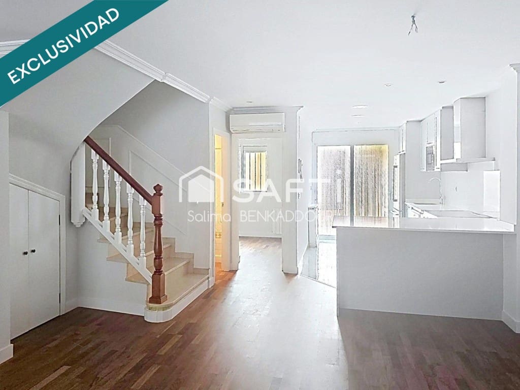 4 makuuhuone Rivitalo myytävänä paikassa Pucol mukana 
autotalli - 447 000 € (Ref: 9849263)