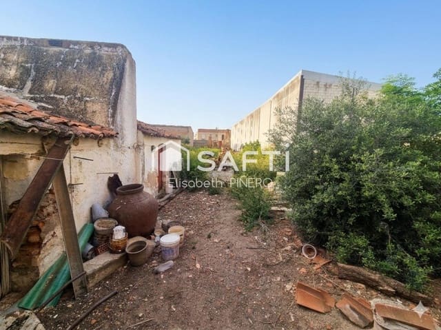 4 bedroom Terraced Villa for sale in Puebla de la Calzada with garage - € 150,000 (Ref: 9851104)