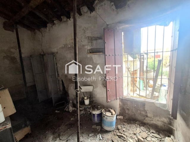 4 bedroom Terraced Villa for sale in Puebla de la Calzada with garage - € 150,000 (Ref: 9851104)
