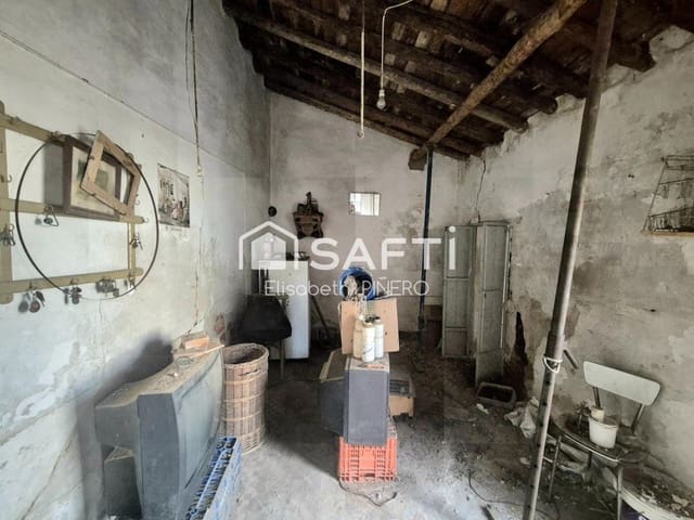 4 bedroom Terraced Villa for sale in Puebla de la Calzada with garage - € 150,000 (Ref: 9851104)