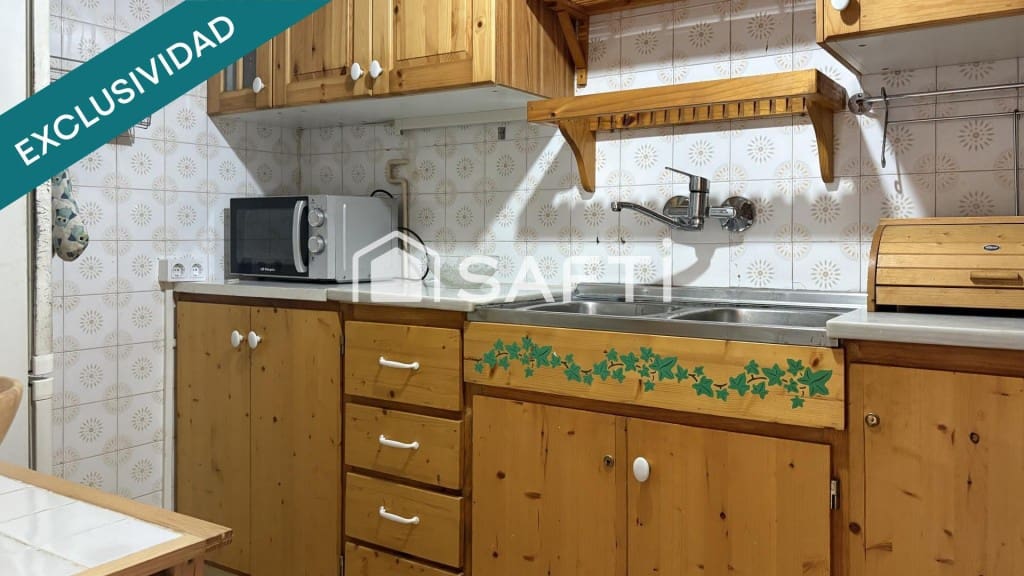 3 soveværelse Lejlighed til salg i Hostalric - € 119.000 (Ref: 9851105)