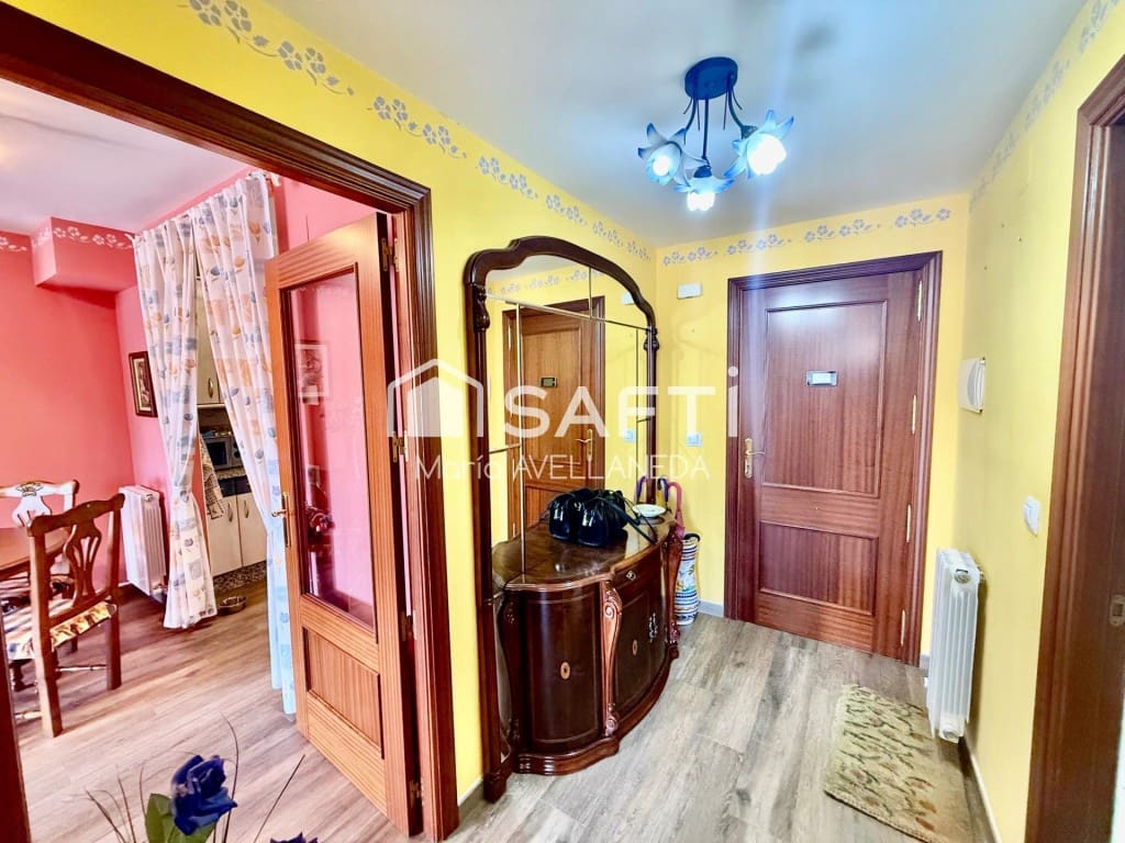 1 bedroom Apartment for sale in Valencia de Don Juan with garage - € 69,000 (Ref: 9851107)