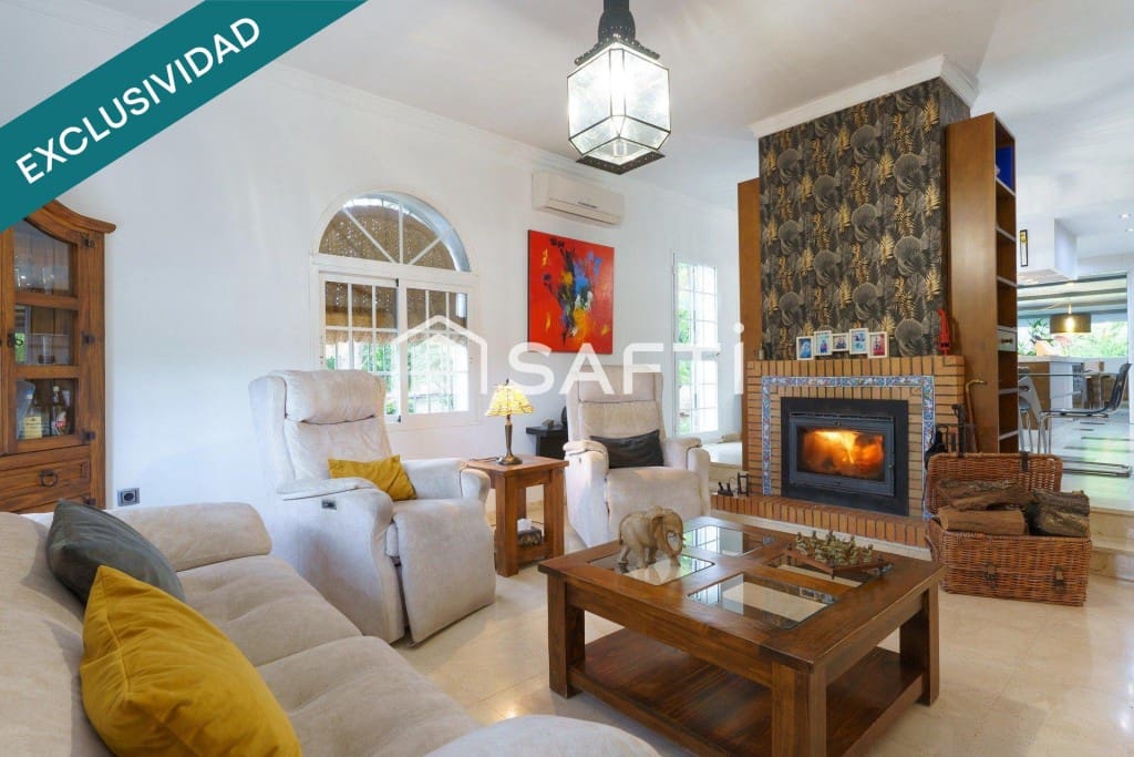 4 bedroom Finca/Country House for sale in Manzanilla with pool garage - € 395,000 (Ref: 9851108)