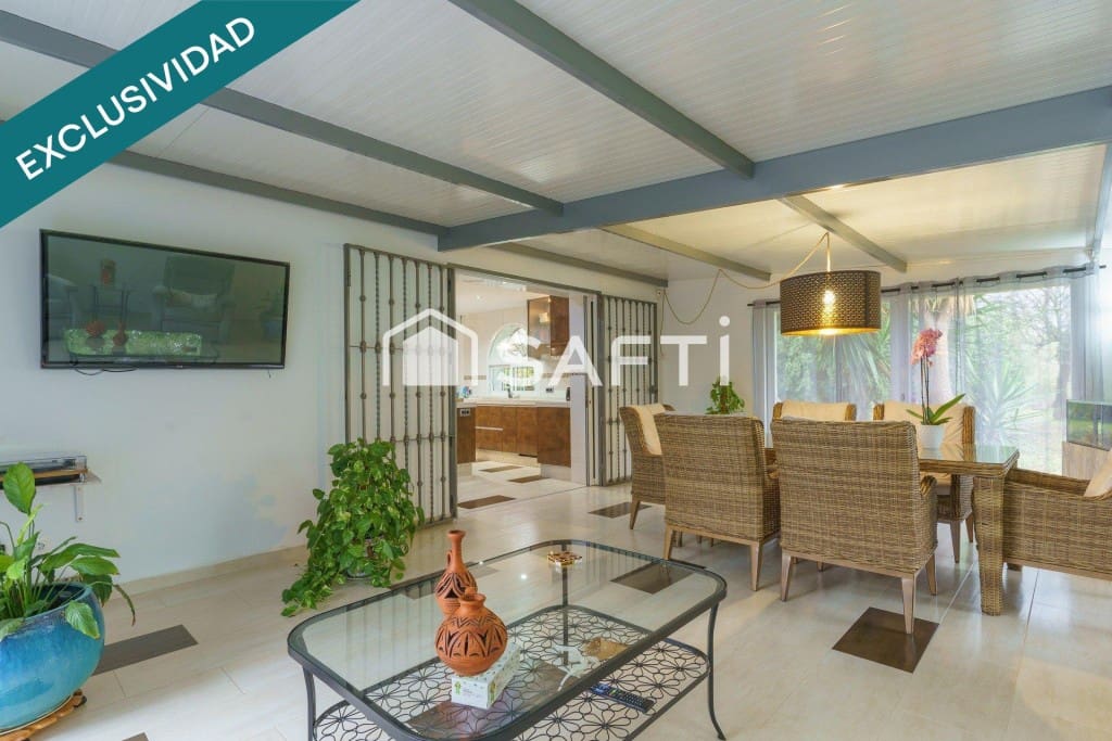 4 bedroom Finca/Country House for sale in Manzanilla with pool garage - € 395,000 (Ref: 9851108)