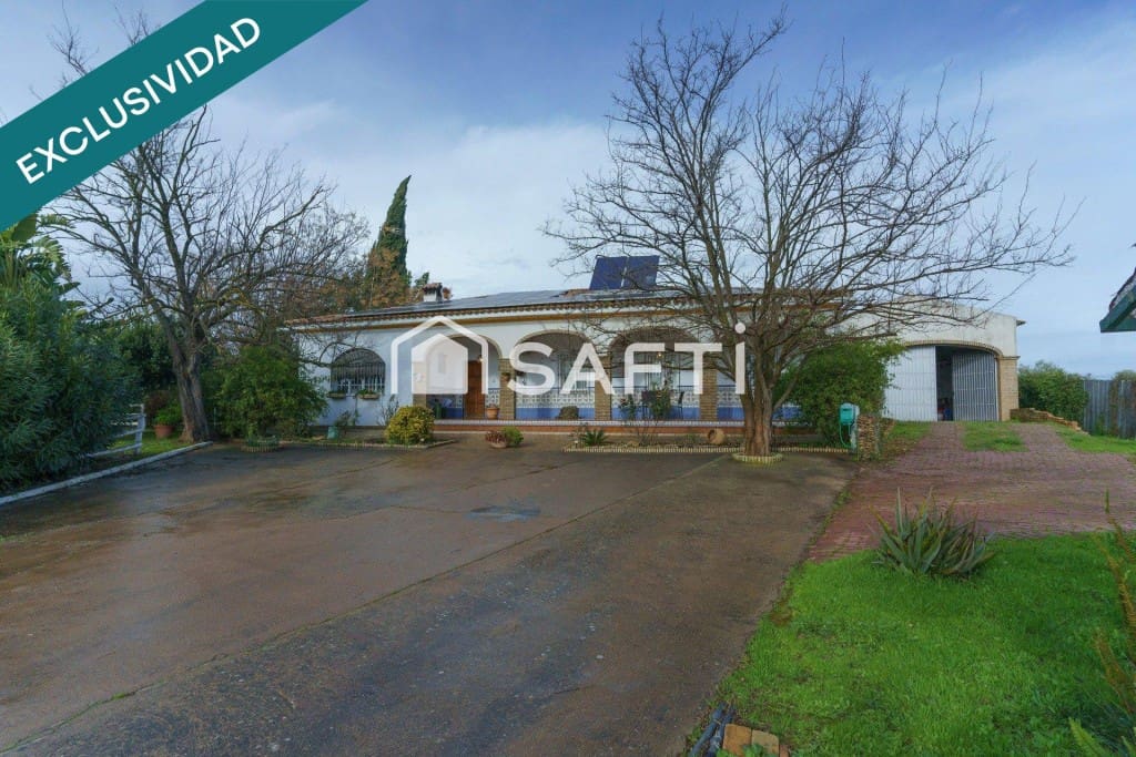 4 bedroom Finca/Country House for sale in Manzanilla with pool garage - € 395,000 (Ref: 9851108)
