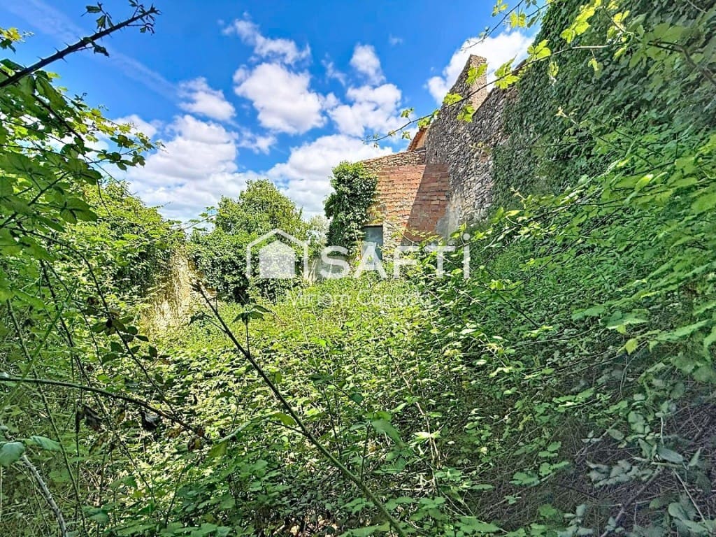 6 soveværelse Finca/Landehus til salg i Albinyana - € 240.000 (Ref: 9851109)
