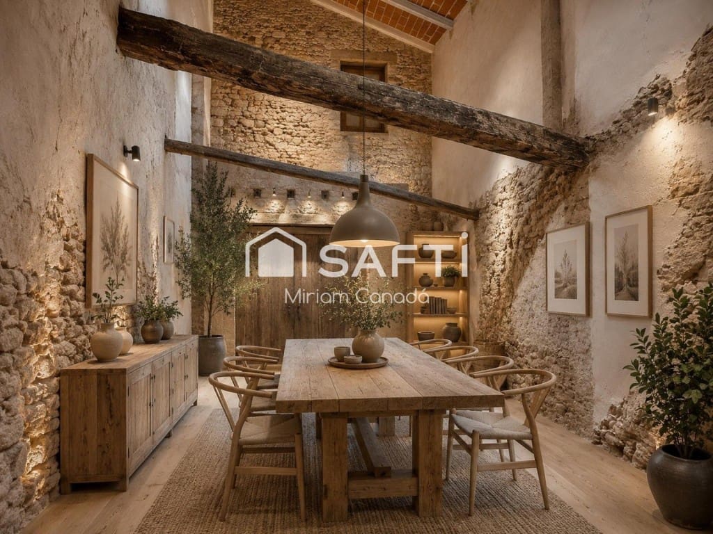 6 soveværelse Finca/Landehus til salg i Albinyana - € 240.000 (Ref: 9851109)