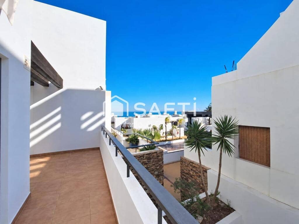 2 soverom Leilighet til salgs i Mojacar med svømmebasseng garasje - € 299 000 (Ref: 9851113)