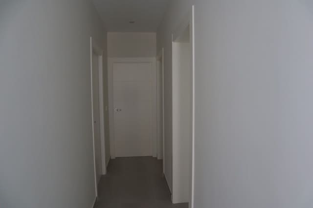 3 soveværelse Rækkehus til salg i La Romana - € 360.000 (Ref: 9852452)