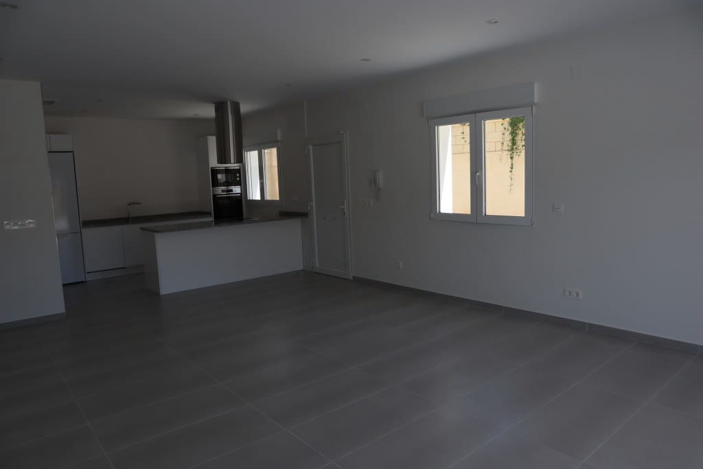 3 sypialnia Dom szeregowy na sprzedaż w La Romana - 360 000 € (Ref: 9852452)