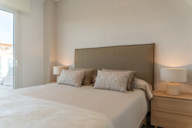 3 soveværelse Lejlighed til salg i Playa Flamenca, Orihuela med swimmingpool - € 419.000 (Ref: 9852501)