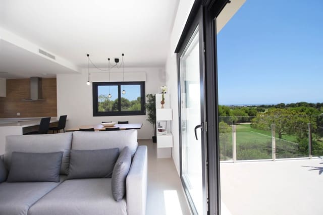 3 bedroom Flat for sale in Pinar de Campoverde, Pilar de la Horadada with pool - € 329,900 (Ref: 9852595)