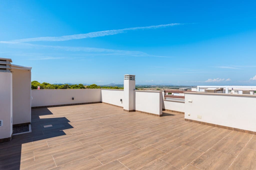 2 chambre Villa/Maison à vendre à Torrevieja avec piscine - 320 000 € (Ref: 9852696)