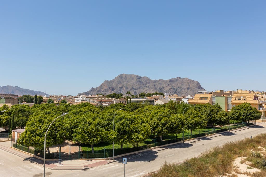 4 bedroom Terraced Villa for sale in Rafal with pool garage - € 269,000 (Ref: 9852697)