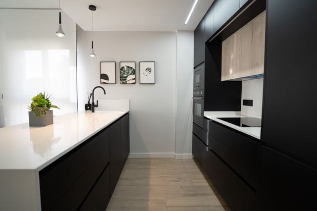 3 soverom Villa til salgs i Pilar de la Horadada ciudad, Pilar de la Horadada med svømmebasseng - € 355 000 (Ref: 9852736)