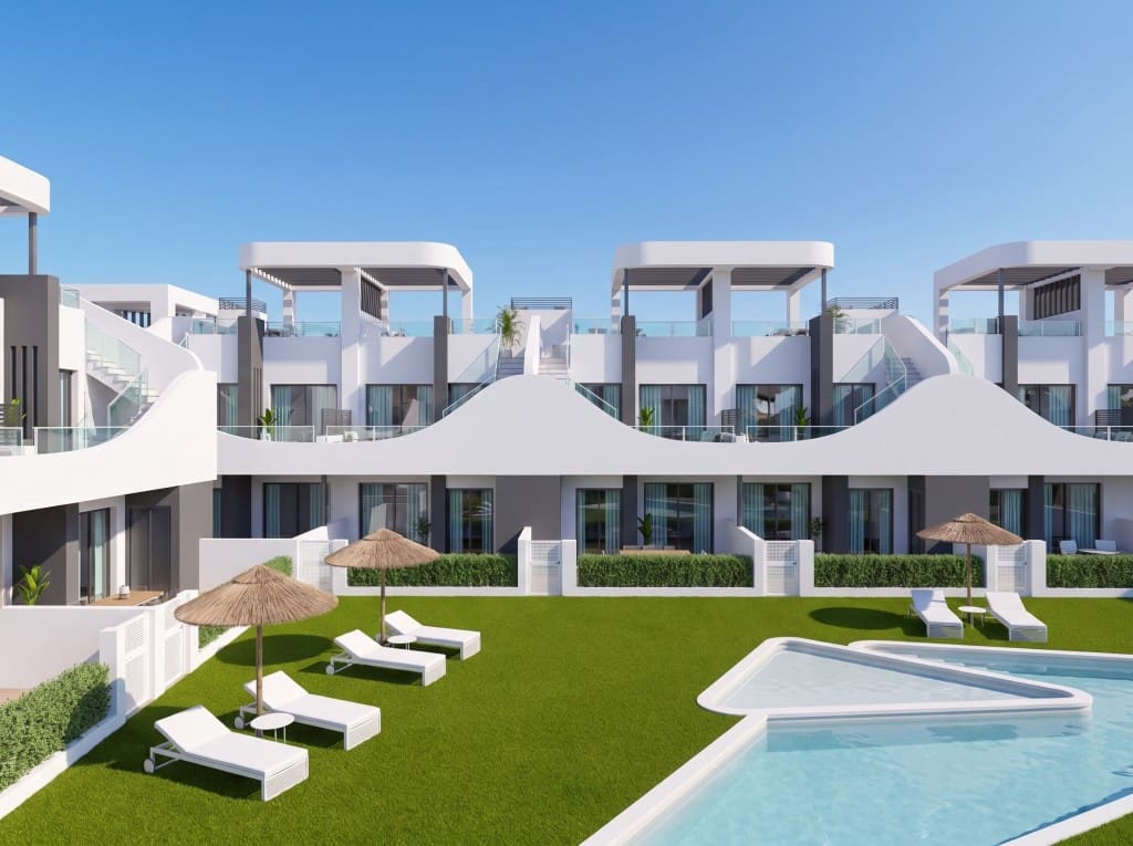 2 slaapkamer Villa te koop in San Fulgencio met zwembad - € 233.900 (Ref: 9852749)