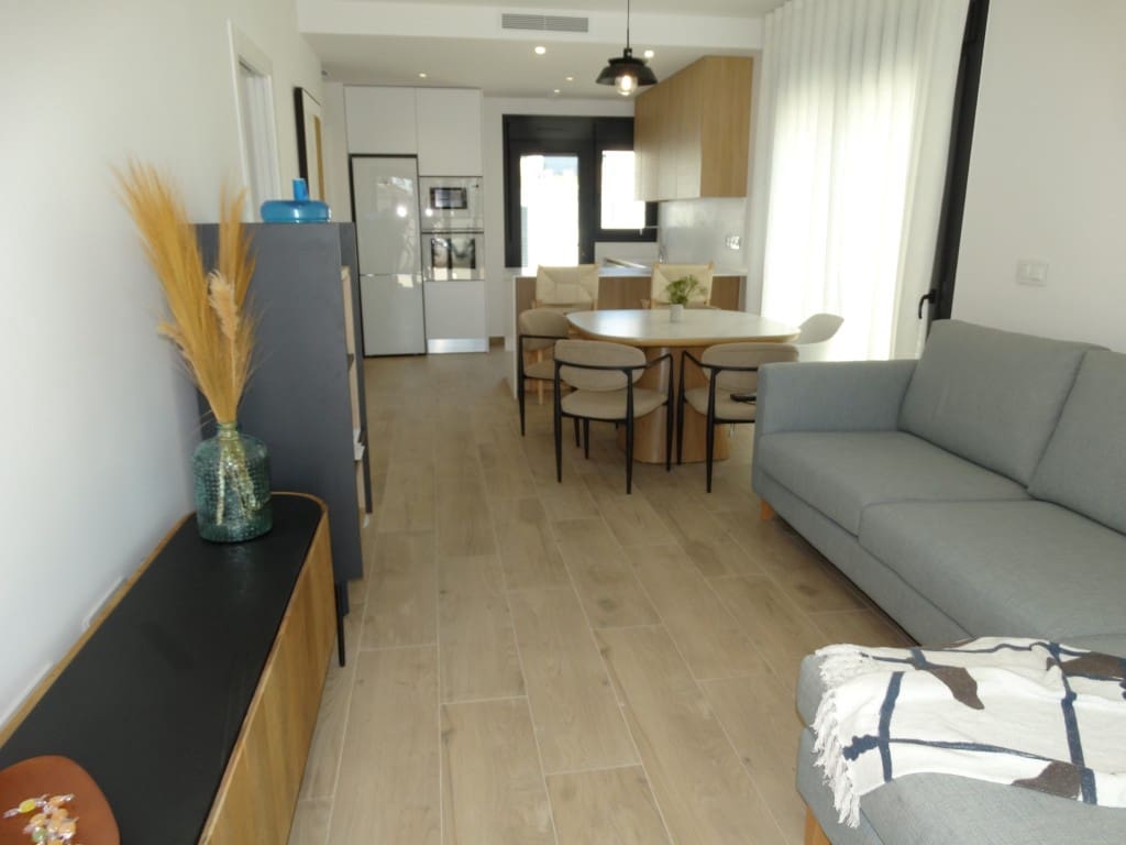 2 soveværelse Villa til salg i Pilar de la Horadada med swimmingpool - € 265.000 (Ref: 9852769)