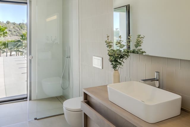 3 Zimmer Villa zu verkaufen in Dehesa de Campoamor, Orihuela - 835.000 € (Ref: 9852933)