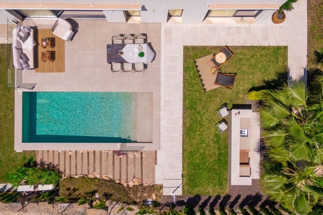 3 Zimmer Villa zu verkaufen in Dehesa de Campoamor, Orihuela - 835.000 € (Ref: 9852933)