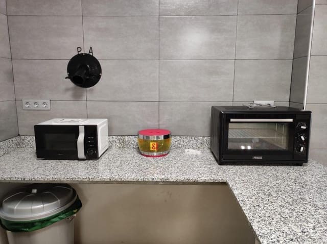 Gewerbe zu verkaufen in Villena - 105.000 € (Ref: 9852944)
