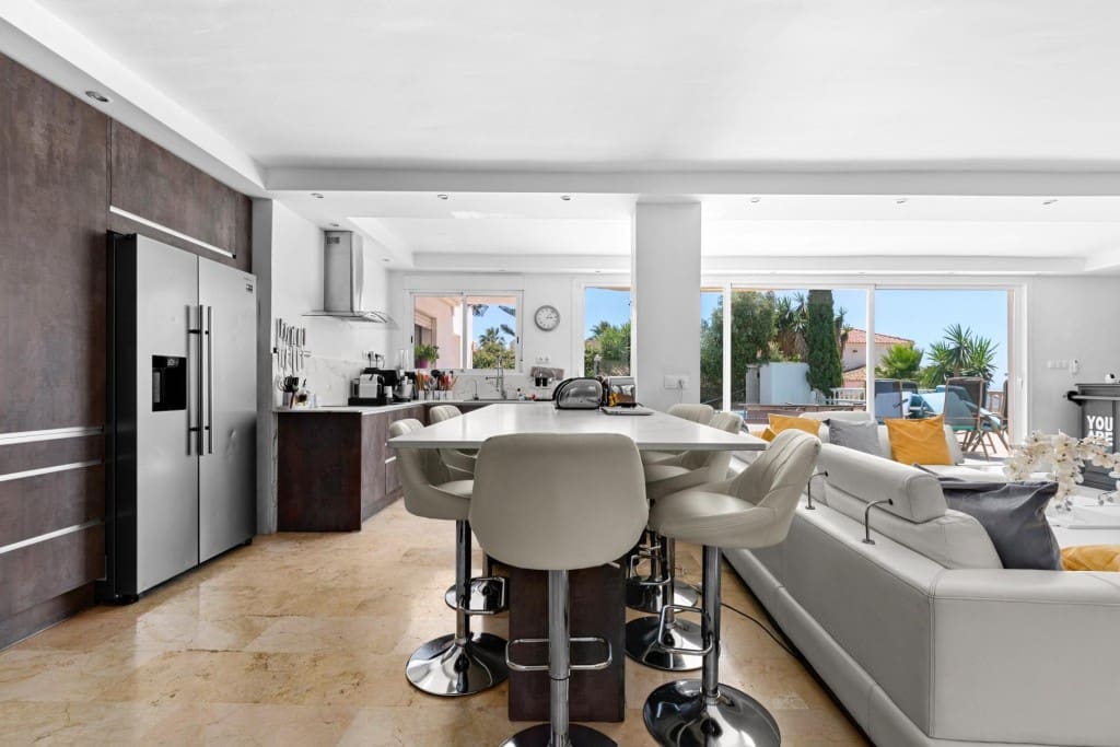 7 soveværelse Finca/Landehus til salg i El Chaparral - € 1.350.000 (Ref: 9852948)