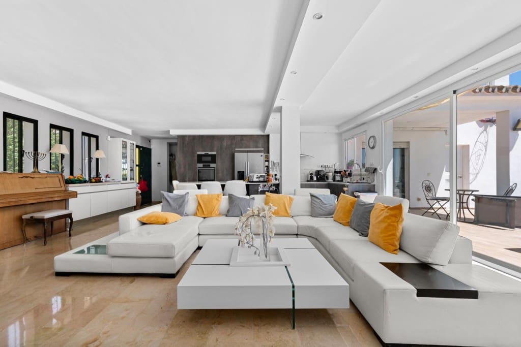 7 soveværelse Finca/Landehus til salg i El Chaparral - € 1.350.000 (Ref: 9852948)