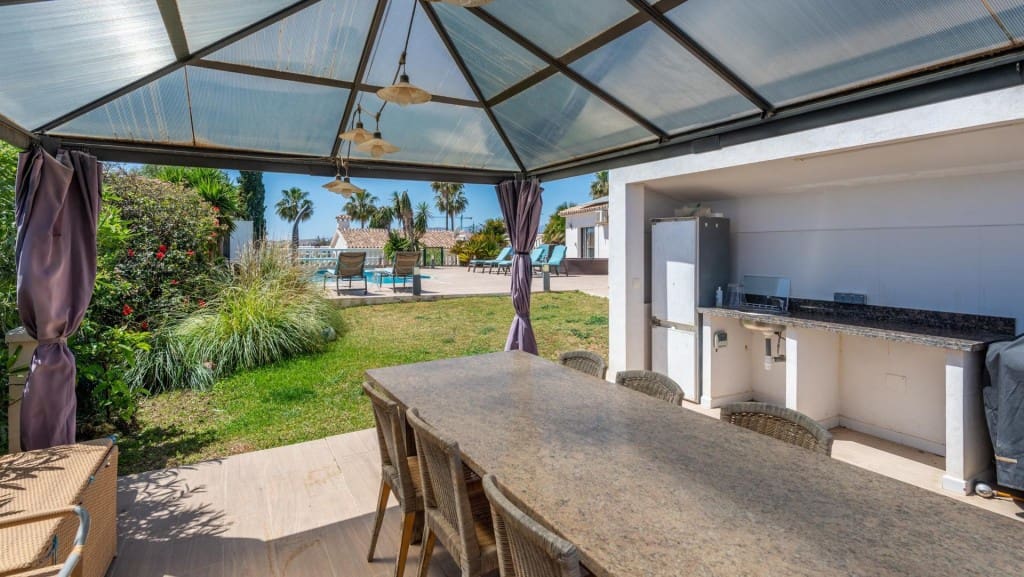 7 soveværelse Finca/Landehus til salg i El Chaparral - € 1.350.000 (Ref: 9852948)