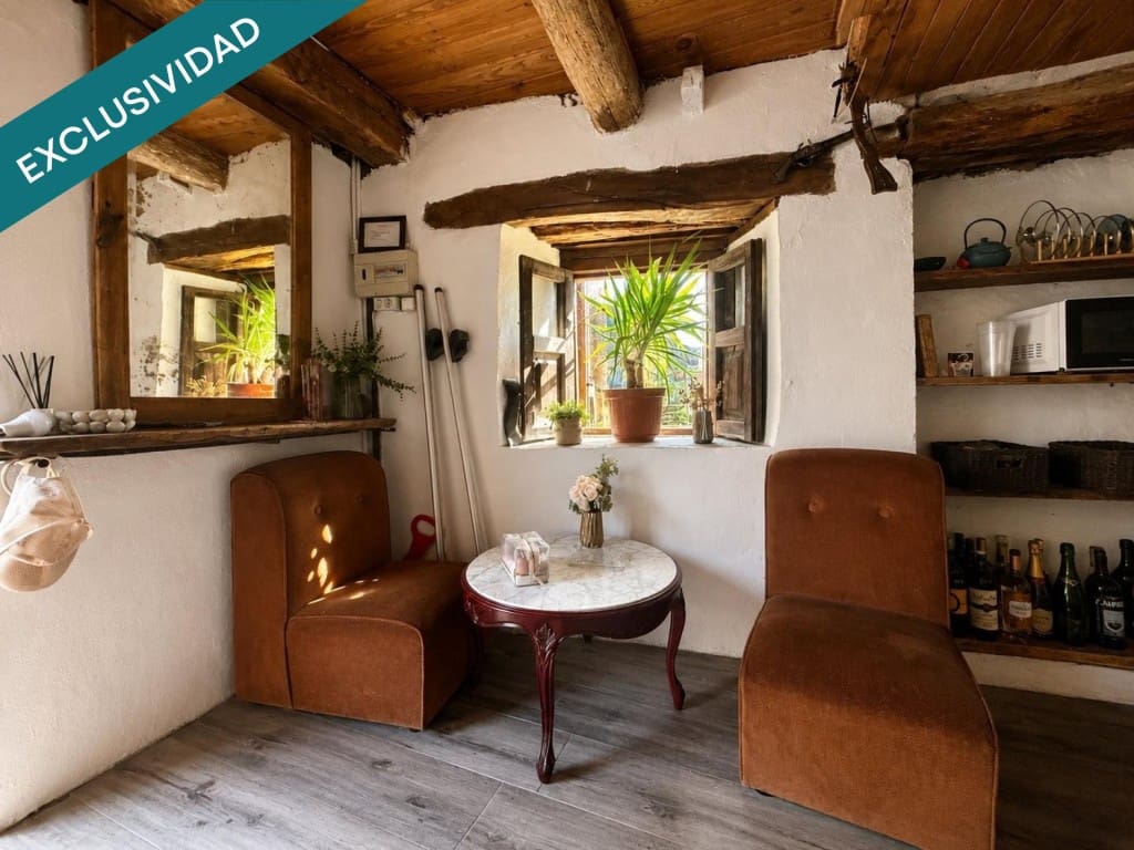 4 soveværelse Rækkehus til salg i Santa Marina del Sil - € 120.000 (Ref: 9852949)