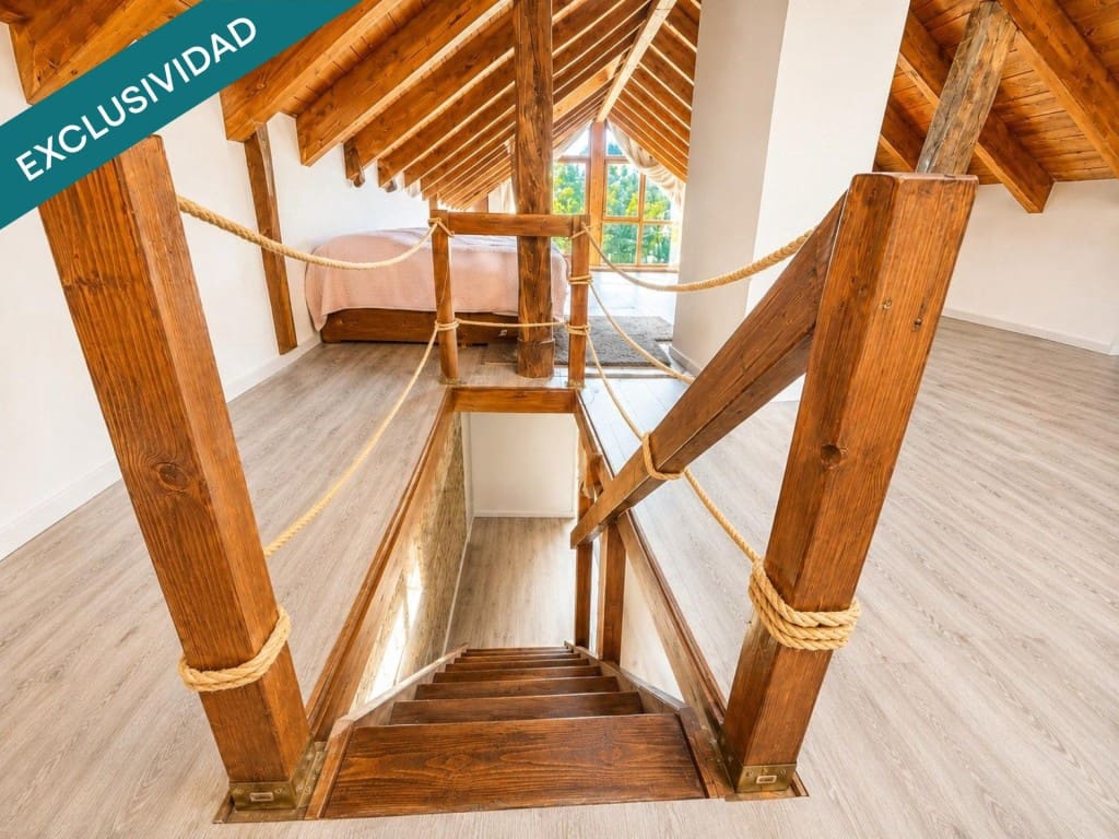 4 soveværelse Rækkehus til salg i Santa Marina del Sil - € 120.000 (Ref: 9852949)