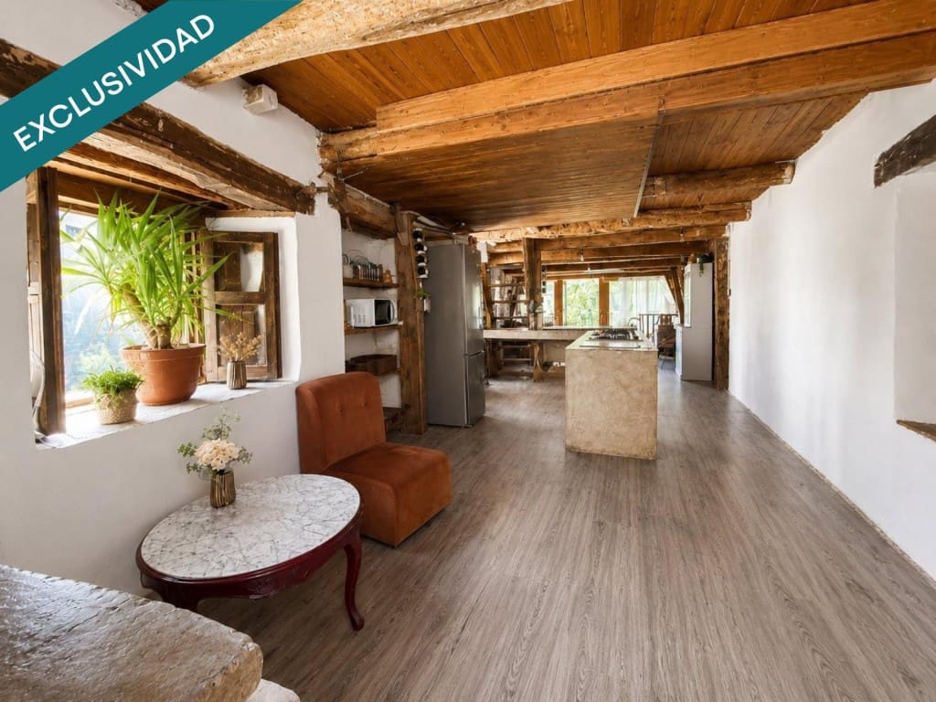 4 soveværelse Rækkehus til salg i Santa Marina del Sil - € 120.000 (Ref: 9852949)