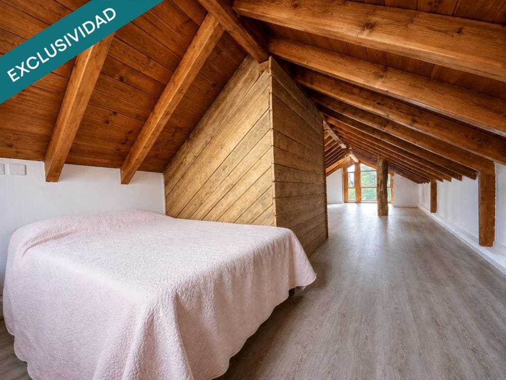 4 soveværelse Rækkehus til salg i Santa Marina del Sil - € 120.000 (Ref: 9852949)
