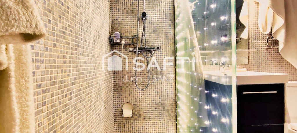 1 slaapkamer Appartement te koop in San Sebastian de los Reyes met garage - € 456.000 (Ref: 9852950)