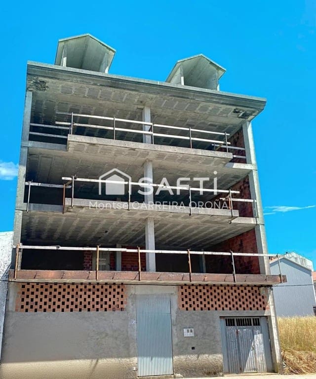 Bauplatz zu verkaufen in Santa Comba - 330.000 € (Ref: 9855267)