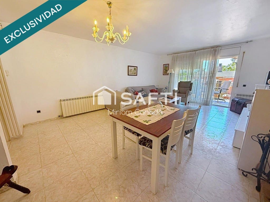 4 soveværelse Villa til salg i Calafell med garage - € 360.000 (Ref: 9855271)