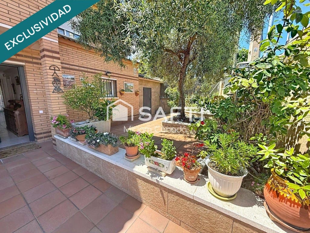 4 soveværelse Villa til salg i Calafell med garage - € 360.000 (Ref: 9855271)