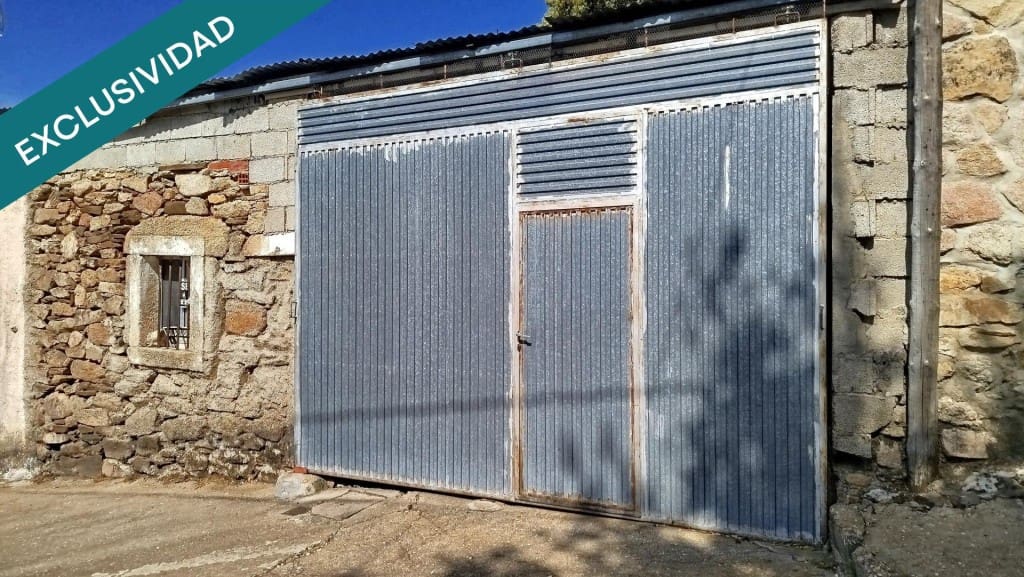Commercial for sale in Bermellar - € 50,000 (Ref: 9855272)
