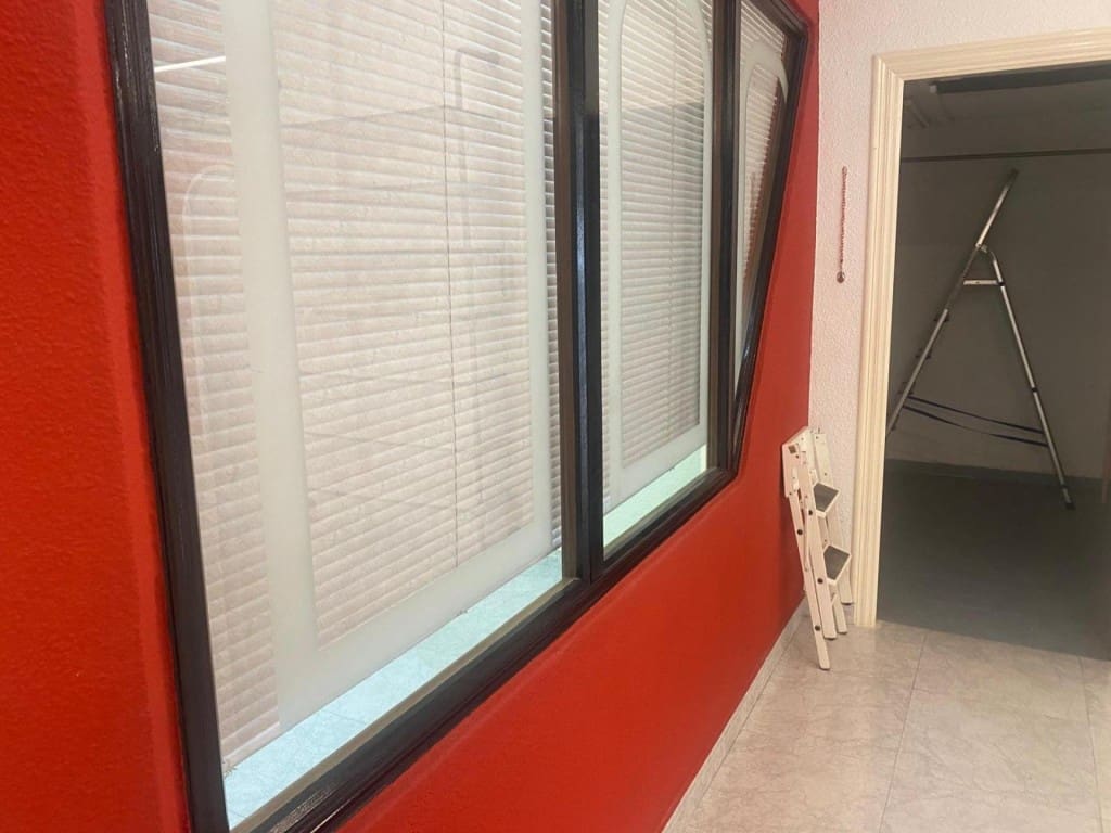 Local Comercial en Elda en venta - 105.000 € (Ref: 9855274)