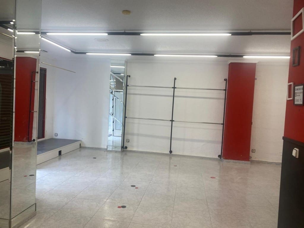 Local Comercial en Elda en venta - 105.000 € (Ref: 9855274)