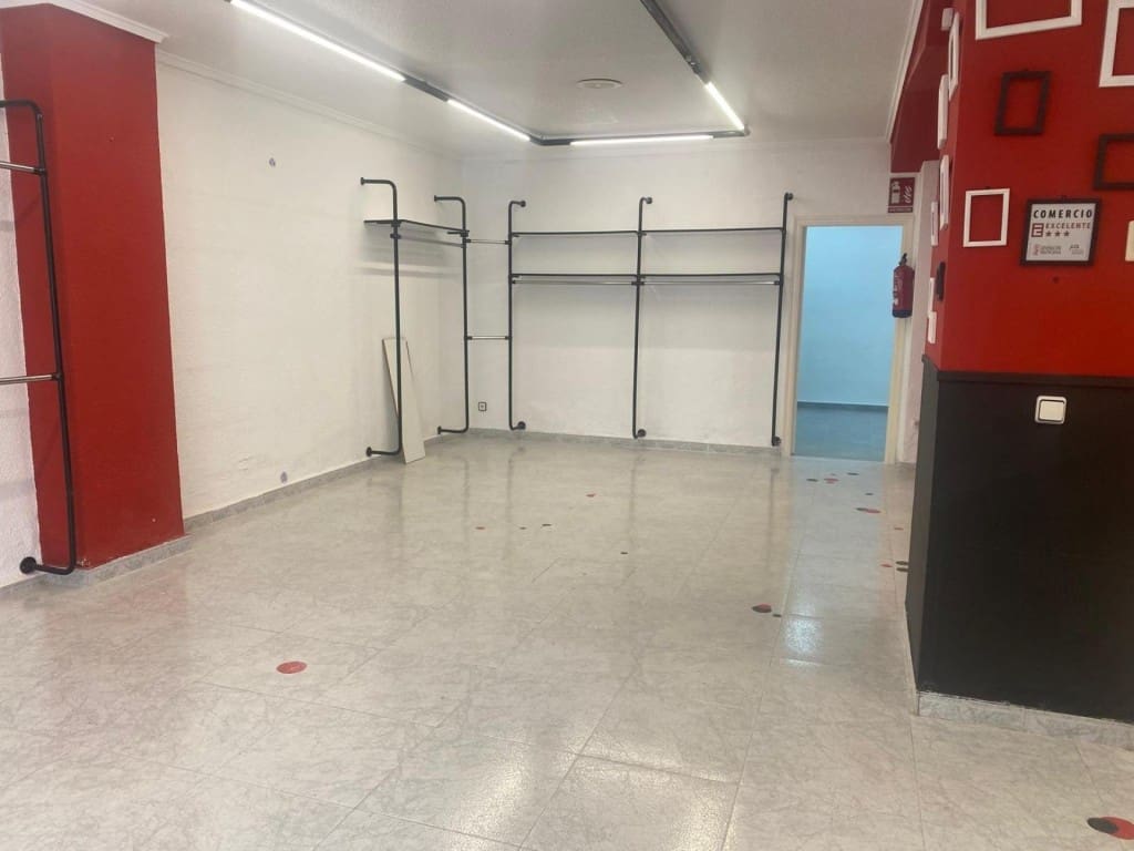 Local Comercial en Elda en venta - 105.000 € (Ref: 9855274)