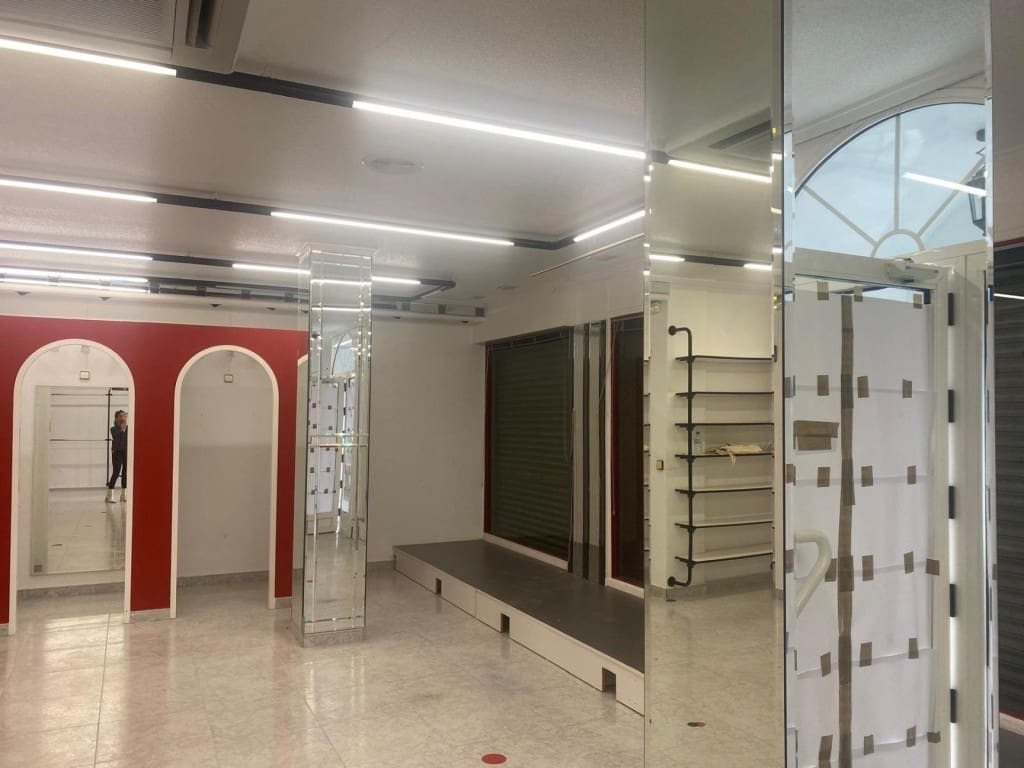 Local Comercial en Elda en venta - 105.000 € (Ref: 9855274)