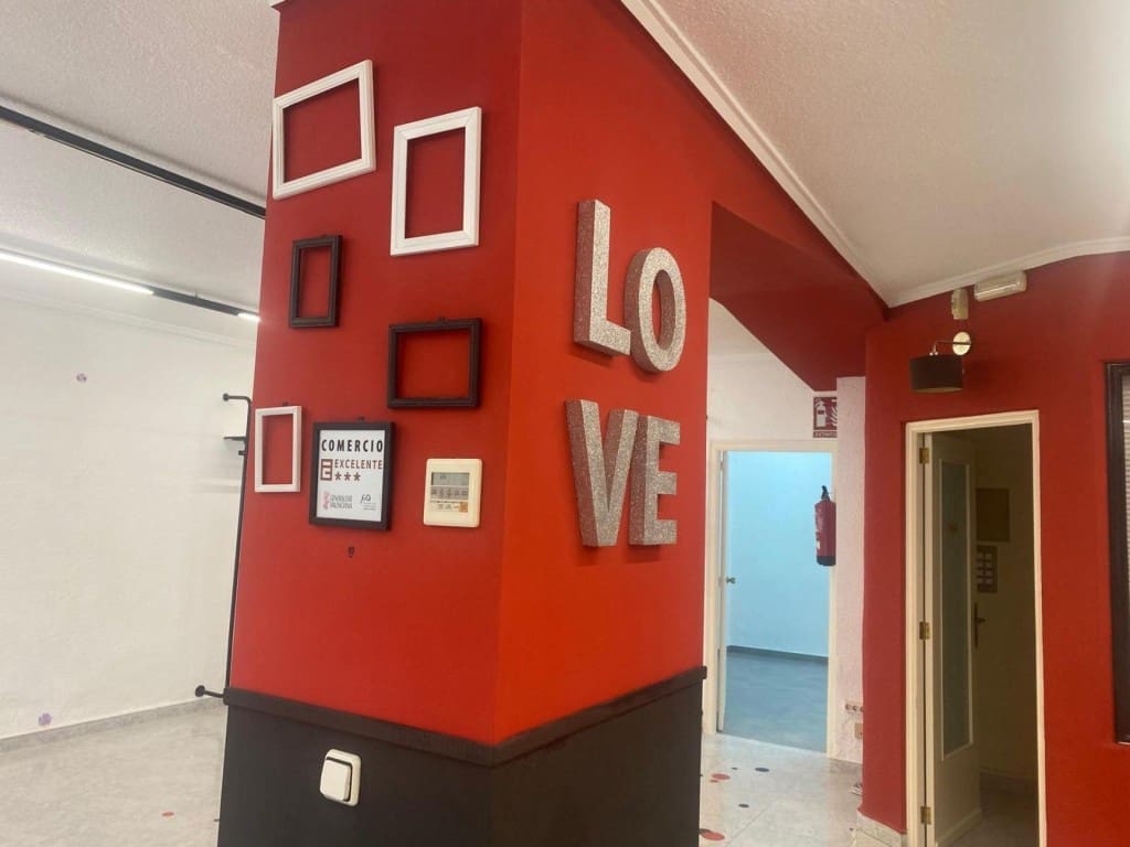 Local Comercial en Elda en venta - 105.000 € (Ref: 9855274)